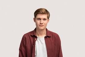Lucas B.
